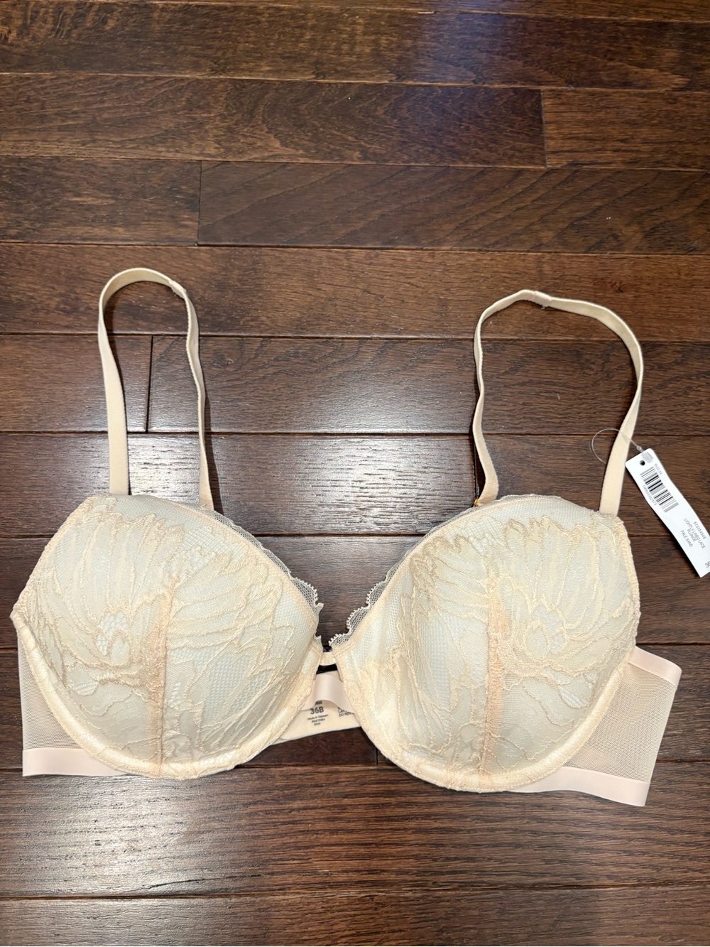 Soma Lightly Lined Lace Plunge Bra NWT Size 36B Pale Sand Beige